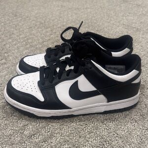 Nike Panda Dunks